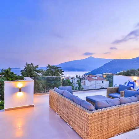 Villa Roxy 3 Bedroom Villa With One Of The Most Unique Gardens In Kalkan